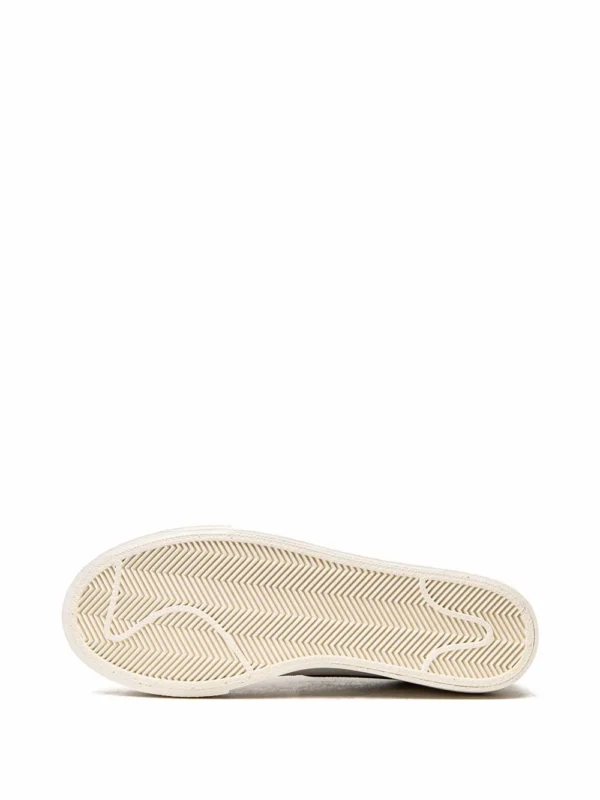 Nike Blazer Platform Low Top - Image 4