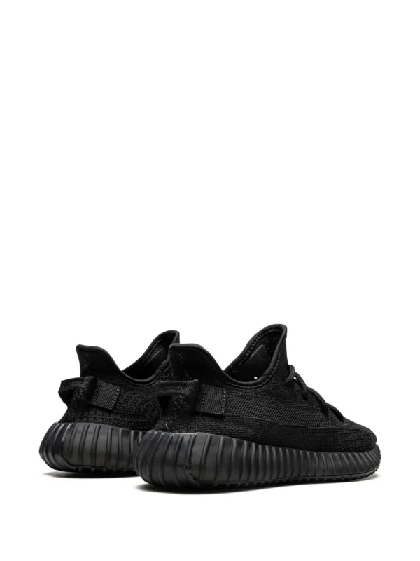Yeezy Boost 350 V2 Onyx - Image 4