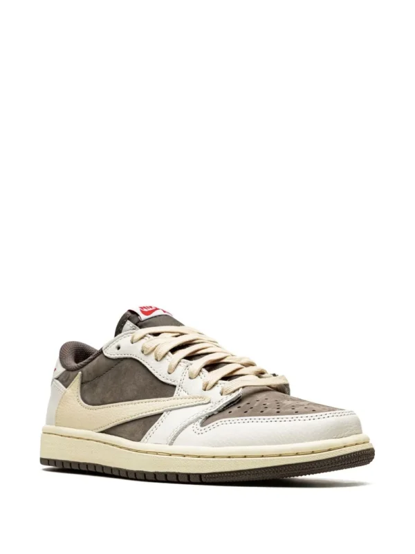 Air Jordan 1 OG Low Top x Travis Scott - Image 2
