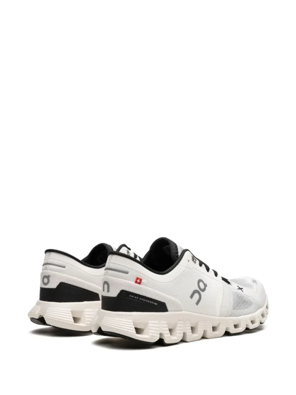 On cloud x3 White - Image 6