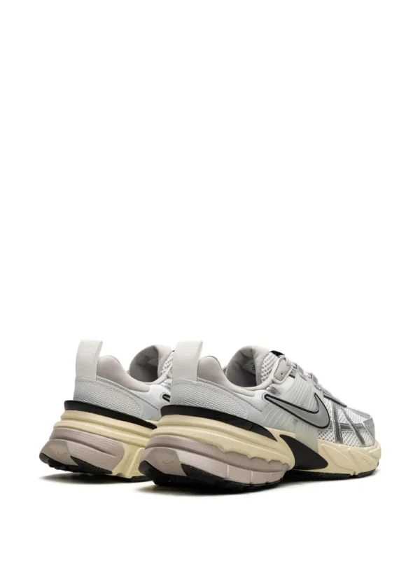 NIKE V2K RUNTEKK "WOLF GREY - Image 3