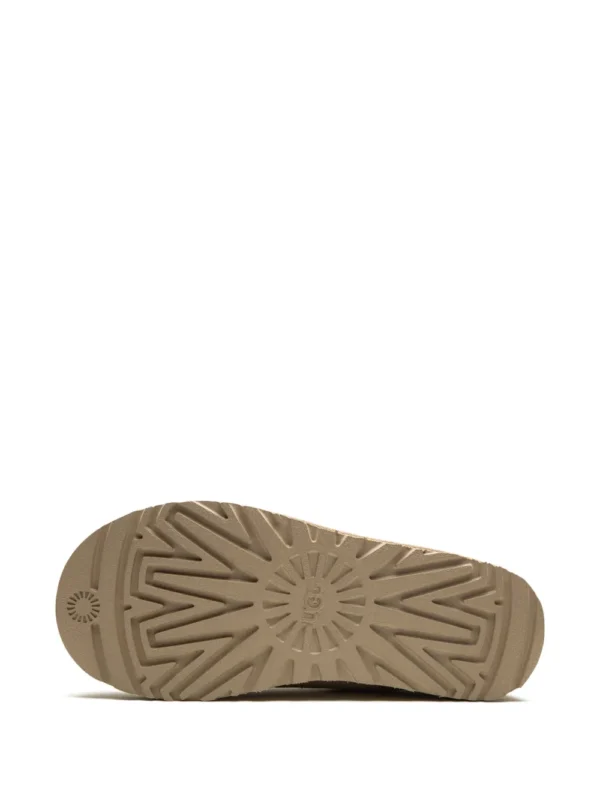 UGG 'W Tasman Beige' suede sandals - Image 4