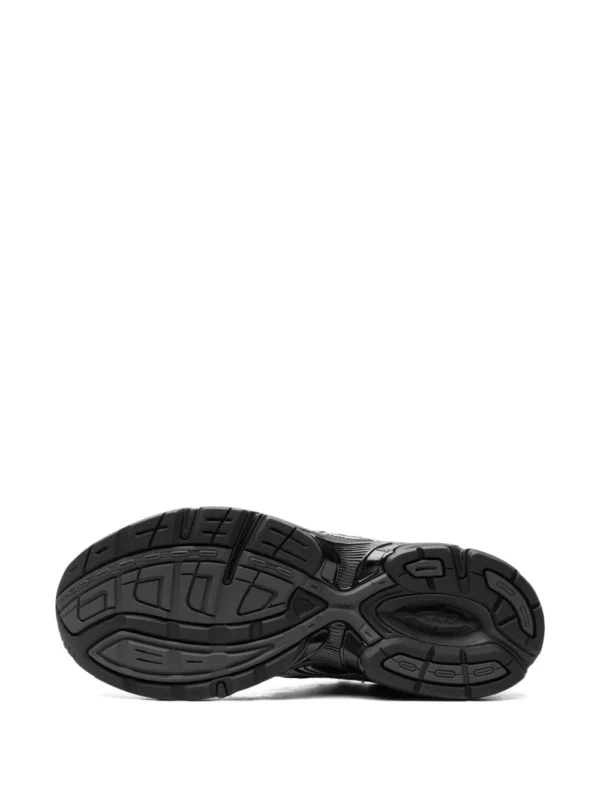 ASICS Gel NYC  Graphite Grey Black - Image 4