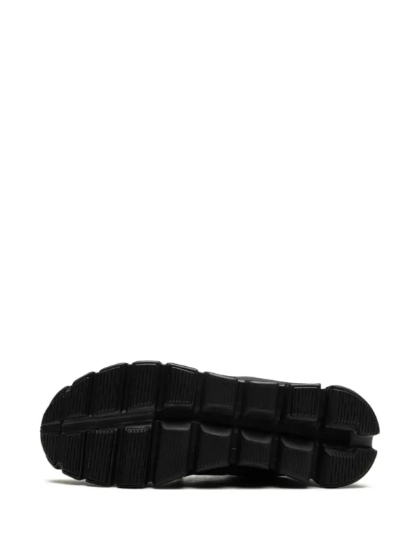 On cloud 5 black - Image 4