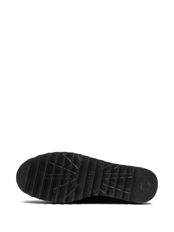Ugg Boots Neumel Platform Chelsea Boot - Image 4