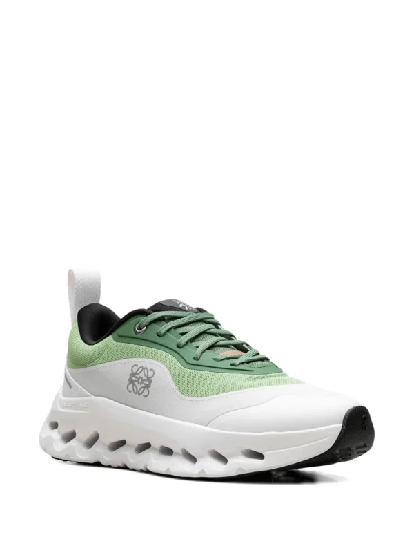 On Running Cloudtilt 2 LOEWE Green White - Image 2