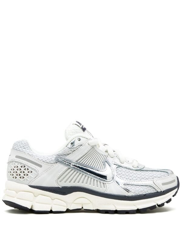 NIKE ZOOM VOMERO 5 PHOTON DUST METALLIC SILVER