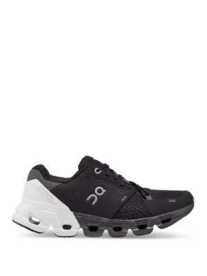 On cloud flyer 4 black